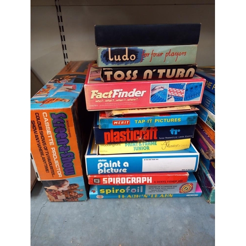 1162 - A good lot of vintage games, completeness unknown COLLECT ONLY