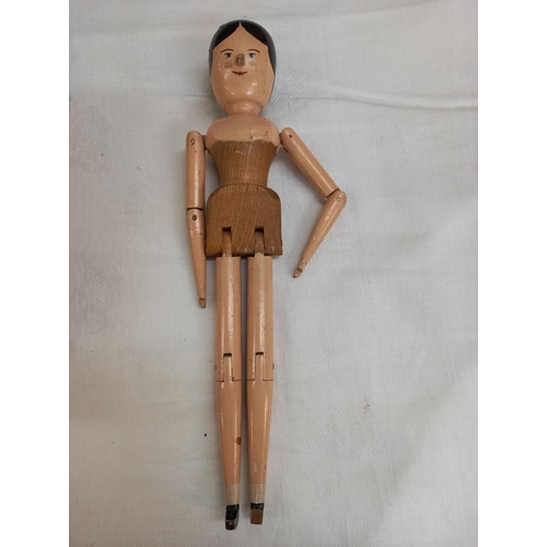 1177 - A vintage Grodner Tal jointed wooden peg doll 31cm tall