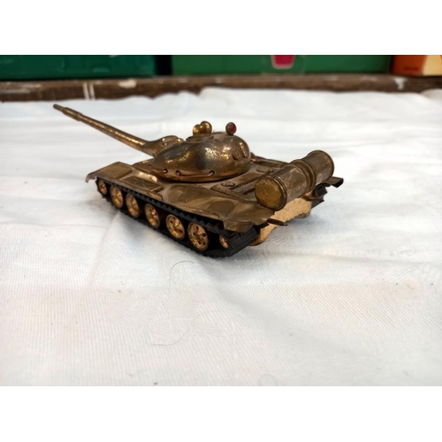 1178 - 2 cast metal models of tanks, no visible makers marks