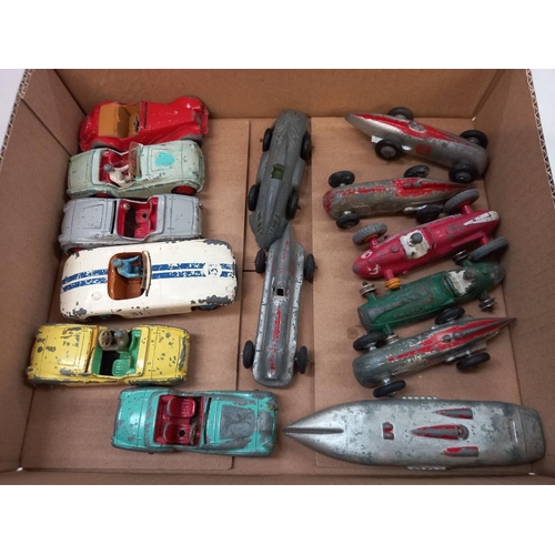 1197 - A tray of Dinky sports and racing cars including Triumph and MG