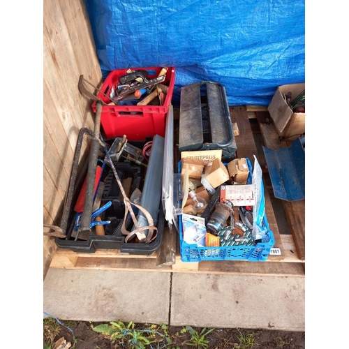 1801 - A good lot of tools/spares etc., COLLECT ONLY.