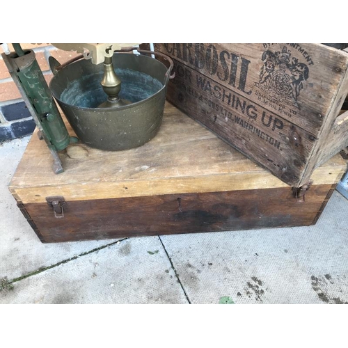 1918 - A barred gate, steps, brass jam pan and boxes, COLLECT ONLY.