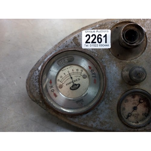 2261 - An unknown pre war car instrument panel COLLECT ONLY