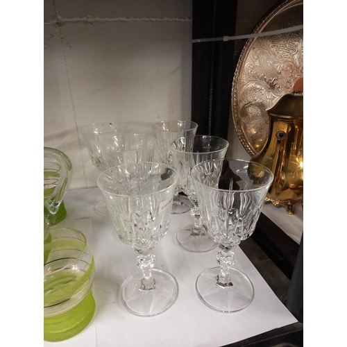 1227 - A quantity of drinking glasses & a lovely vintage water/juice jug with green stripes COLLECT ONLY