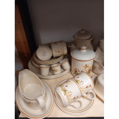 1246 - A quantity of 'Harvest' dinnerware COLLECT ONLY