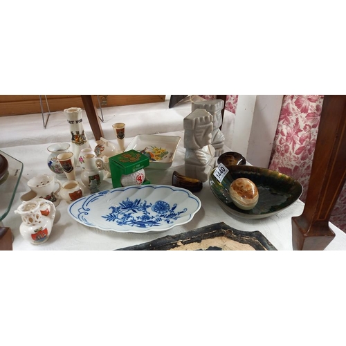 1440 - A Norfolk Kingfisher dish, Onyx egg, pair of bookends and crested china etc COLLECT ONLY