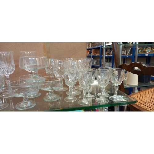 1464 - A quantity of drinking glasses and desert bowls COLLECT ONLY