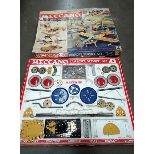 1275 - 3 boxes of Meccano, completeness unknown