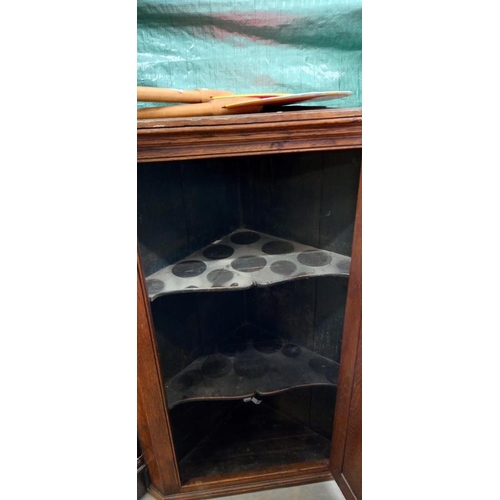 1567 - A Victorian oak corner cupboard COLLECT ONLY