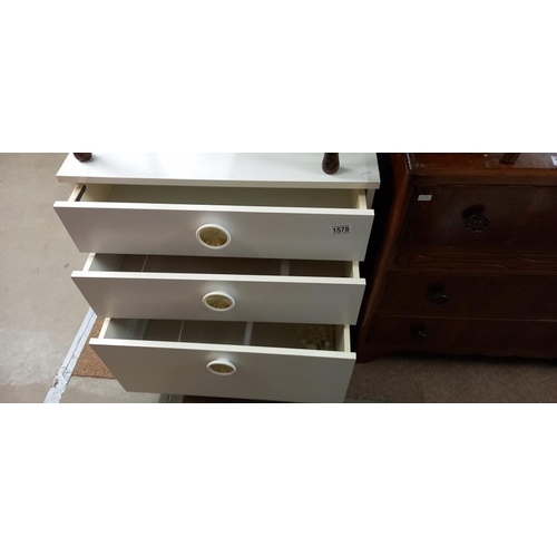 1578 - A white melamine bedroom chest of drawers COLLECT ONLY