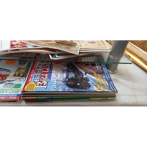 1600 - A quantity of postcard magazines and a quantity of Best of British magazines