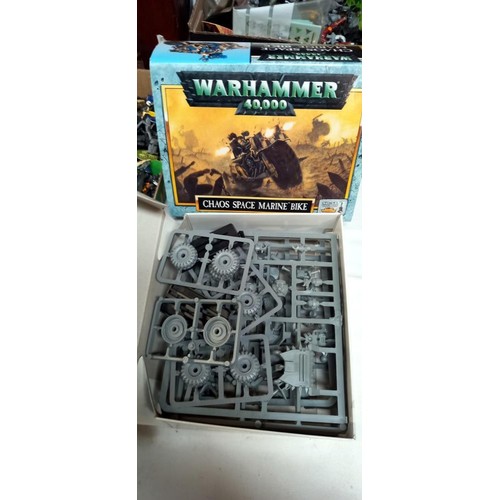 1215 - A large quantity of Games Workshop War Hammer and War gaming figures COLLECT ONLY