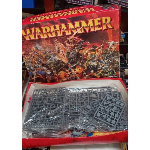 1215 - A large quantity of Games Workshop War Hammer and War gaming figures COLLECT ONLY