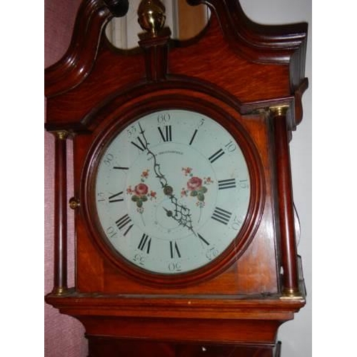 699 - A 30 hour oak cased Grandfather clock with painted dial, cross banded inlay, complete and ticking bu... 