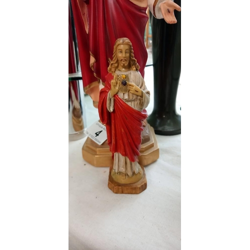 4 - A figure of Jesus and 1 other figure