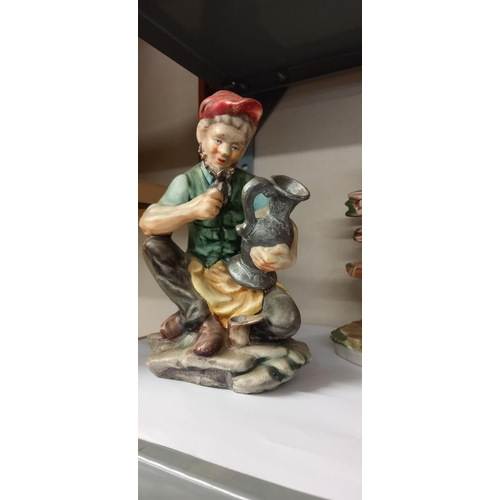 80 - 5 Capodimonte style figures COLLECT ONLY