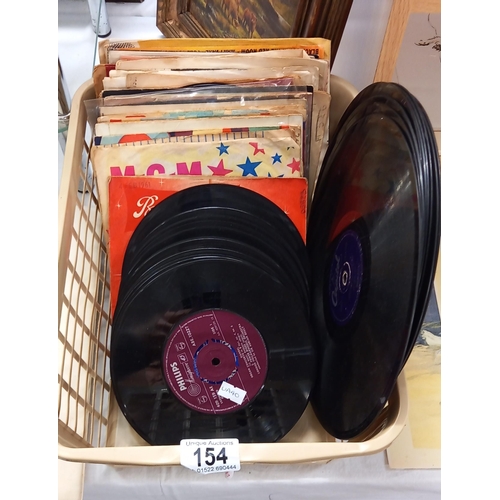 154 - A quantity of 45 rpm records and 78 rpm records (some missing sleeves) COLLECT ONLY