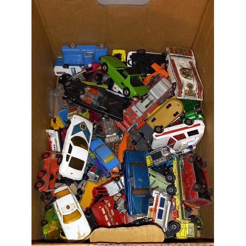 1587 - A box of diecast