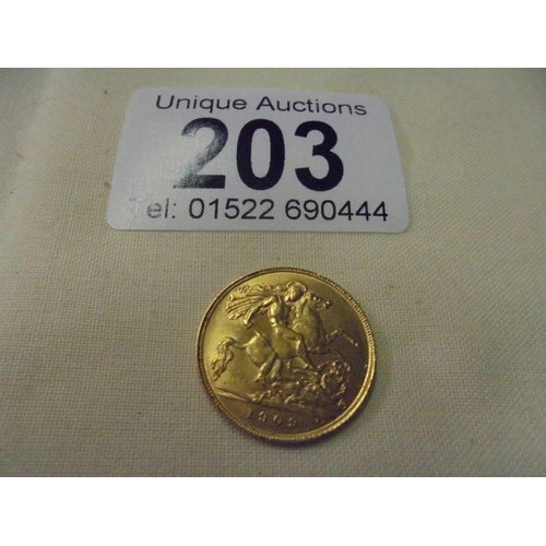 203 - A 1909 Edward VII half sovereign,