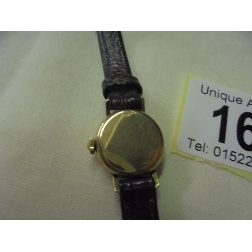 169 - A gold Accurist ladies wrist watch.