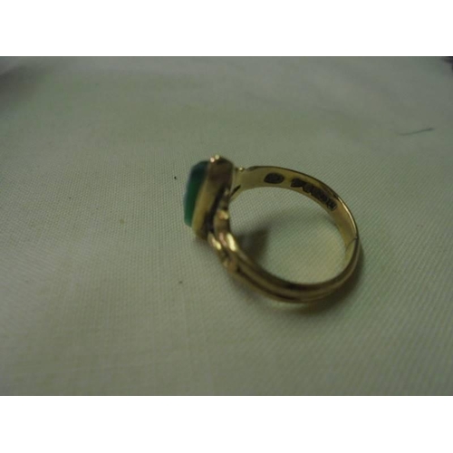 92 - A 9ct gold ring, size H half, 2.3 grams.