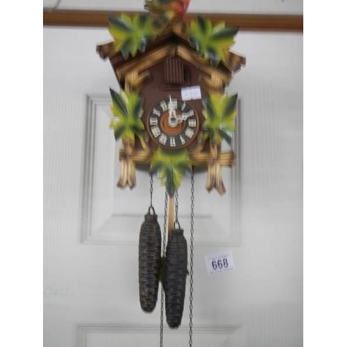 668 - A vintage cuckoo clock.