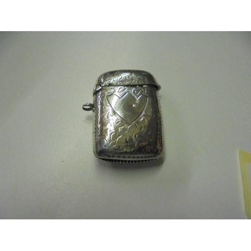 171 - Two Victorian silver vesta cases, 32 grams (1.1 oz).