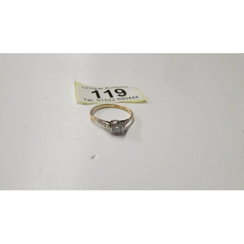 119 - An 18ct gold and diamond ring, size R, 2.1 grams.