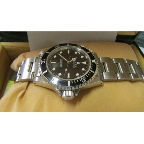 196 - A Rolex Oyster Submariner wrist watch, Model: 1460M, serial NO. P93****, 40mm diameter, includes inv... 