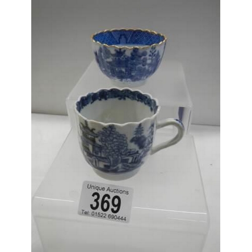 369 - Two early 19th century blue and white items - A Chinese cup circa 1800 and a tea bowl.