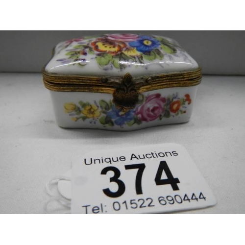 374 - A 19th century continental porcelain hinged box.