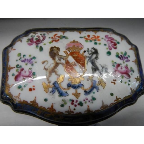 381 - A 19th century continental porcelain hinged box.