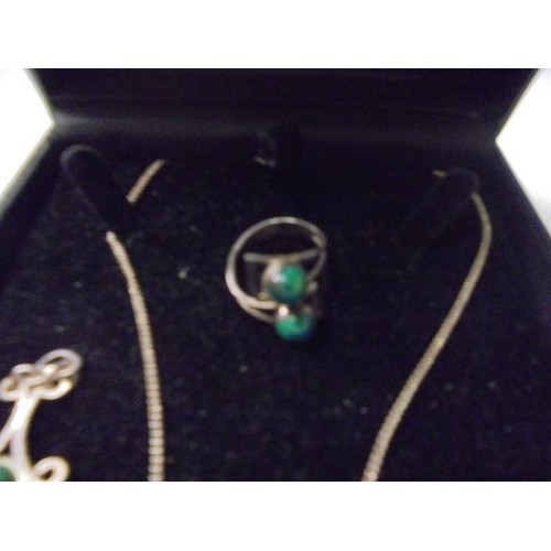 150N - A boxed vintage malachite and 925 silver necklace, bracelet and ring.