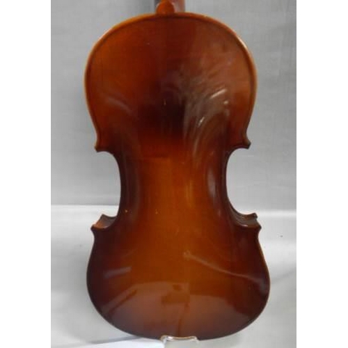 522 - A 20th century Lark violin (no bow).