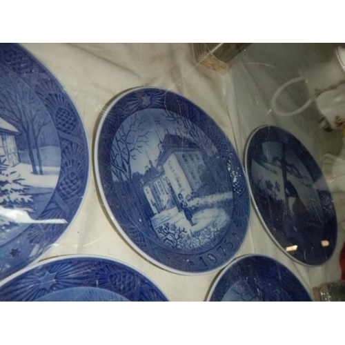 579 - Seven Royal Copenhagen cabinet plates.