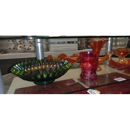 2317 - A quantity of carnival glass