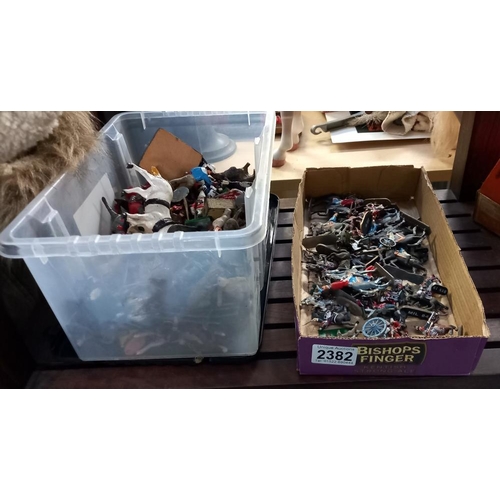 2382 - A large quantity of vintage lead figures military, cowboys and  Indians, Britains etc