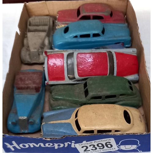 2396 - A tray of play worn diecast Dinky vehicles