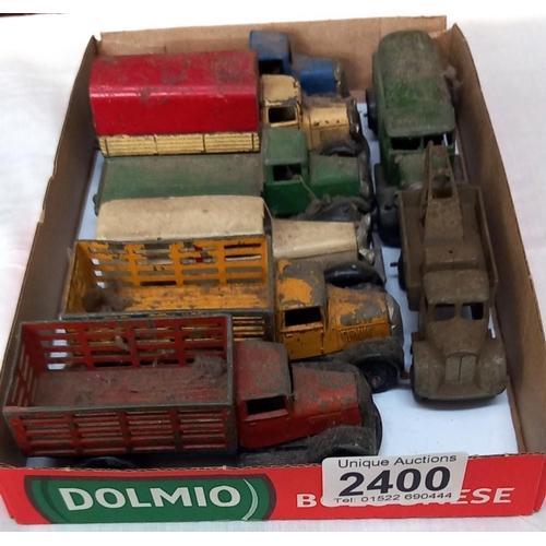 2400 - A tray of post war Dinky commercial vehicles