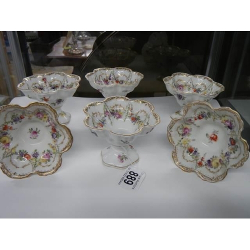 889 - A set of six fine porcelain sundae dishes.