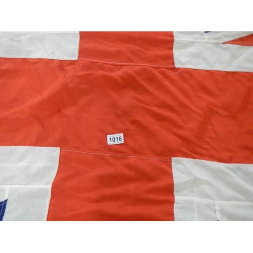 1016 - A large vintage Union Jack approx 9ft x 4ft