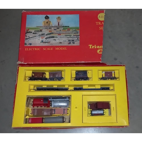 2495 - A Tri-ang 'RAX' train set Princess Elizabeth and Tri-ang box and contents of engine and rolling stoc... 