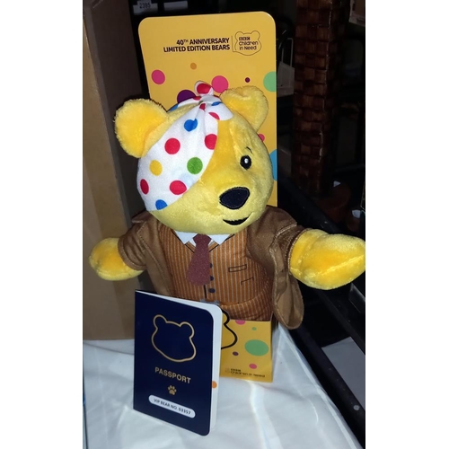 2497 - 10th doctor David Tennant Dr Who limited edition Children in need 2000 Pudsey Bear New in box