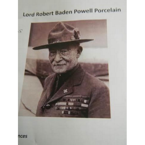 272 - Lord Robert Baden Powell porcelain - Approximately 35 pieces of Royal Worcester porcelain dinner war... 