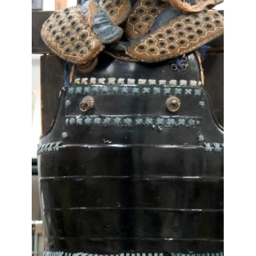 960A - A mid Eido Samurai composite armour comprising a Sujiba chi Kabuto and black lacquered Mempo detacha... 