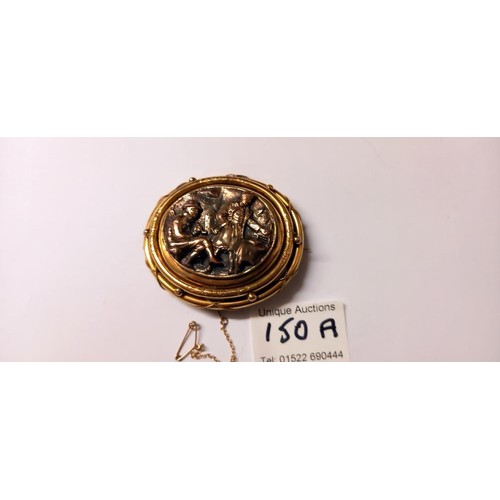 150A - An interesting 19th century swivel brooch depicting an interior with two gentlemen, locket back, saf... 