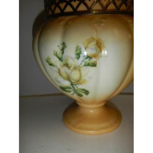 75 - A ceramic rose bowl.