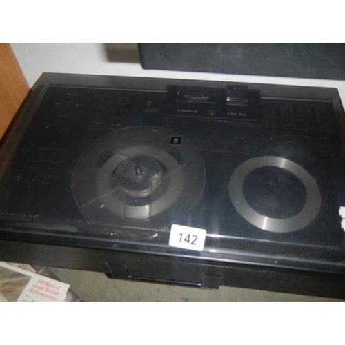 142 - A Grundig stereo hifi, reel to reel player, Grundig stereo hifi headphones and Grundig stereo microp... 