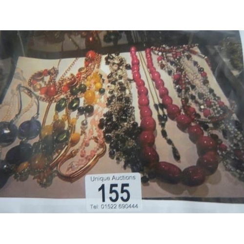 155 - A mixed lot of costume jewellery