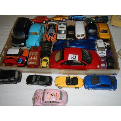 302 - A mixed lot of die cast vehicles.